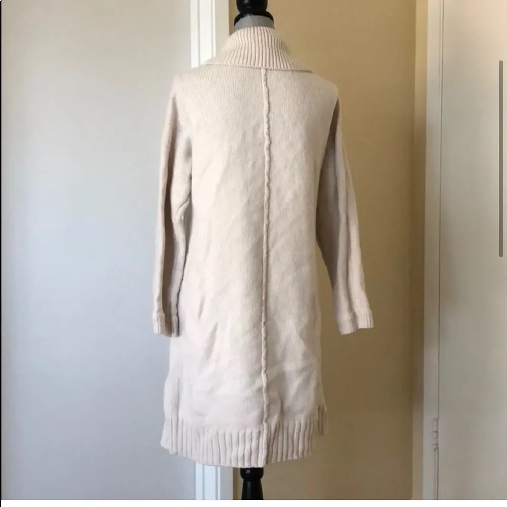 Gap Ivory Knit Cardigan